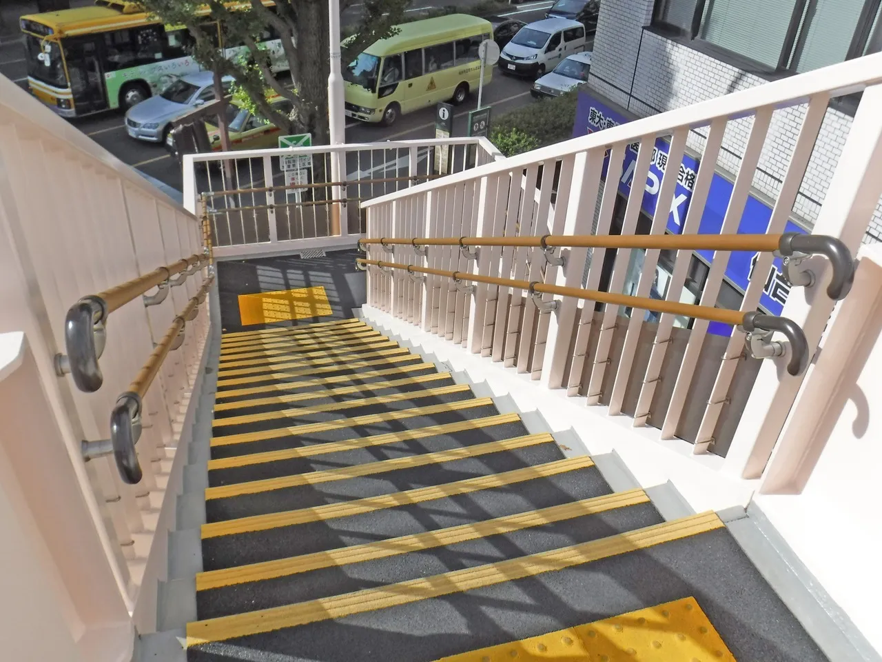 歩道橋改修工事手摺