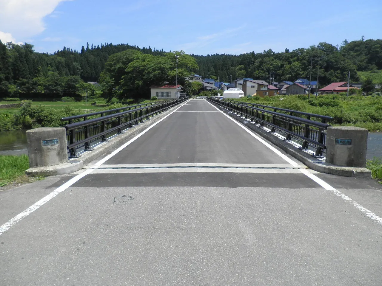 矢の沢橋セキスイ高欄(山形県真室川町)